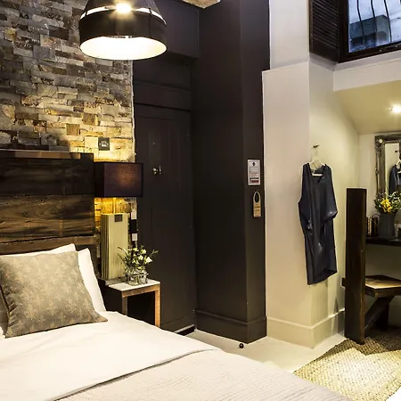 The Cow Hollow Hotel-3